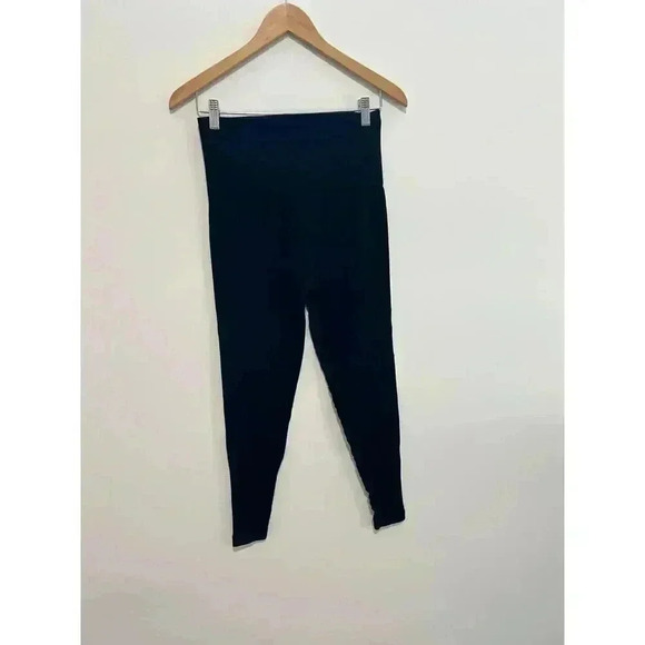 Gymshark Knit Leggings Black Size Medium - Picture 9 of 9
